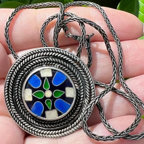 VINTAGE 925 STERLING ARTISAN PENDANT CHAI NECKLACE GEMSTONES INLAID PIN BROOCH - Picture 16 of 16